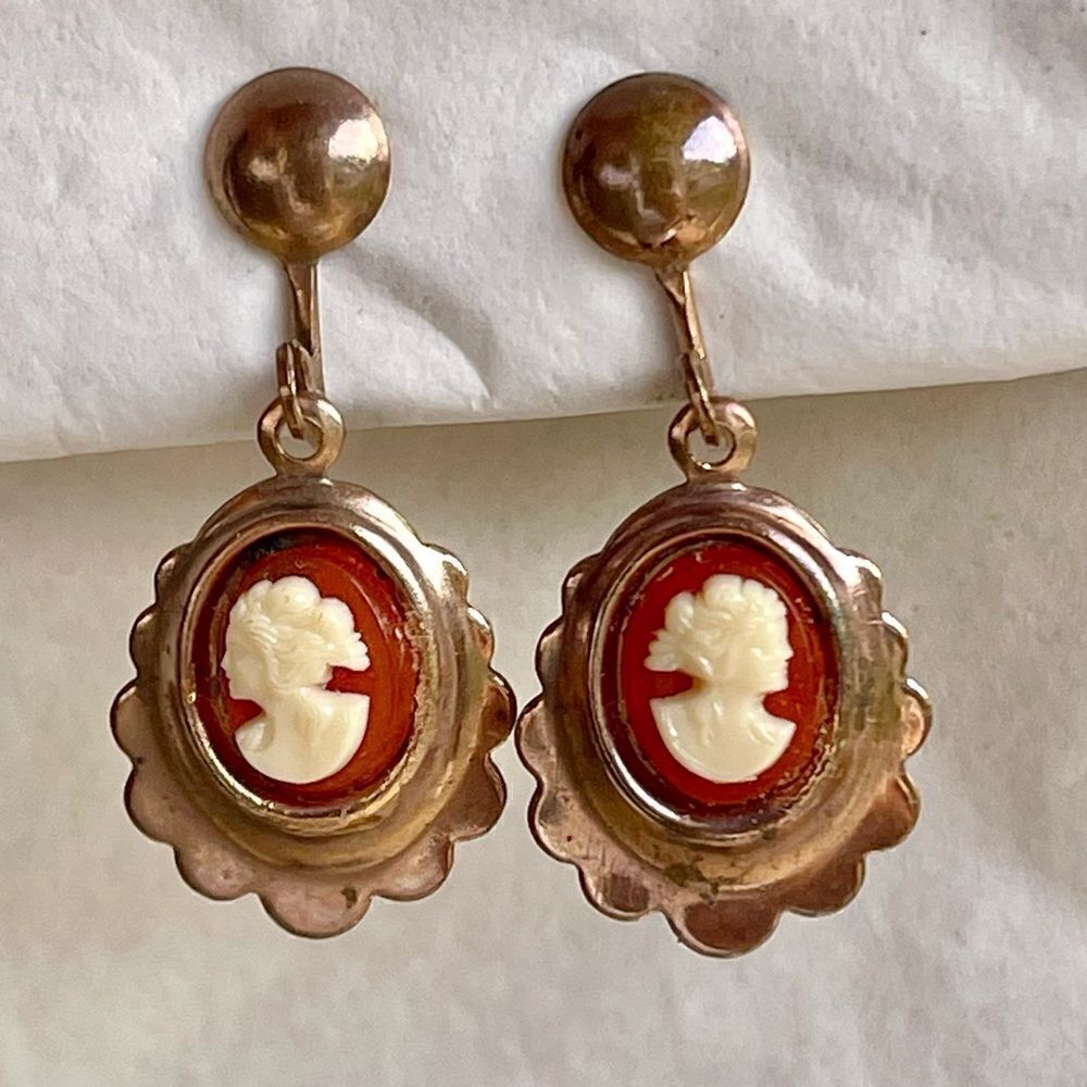 Vintage Celluloid Cameo Screw Back Copper Alloy Earrings - Picture 10 of 16